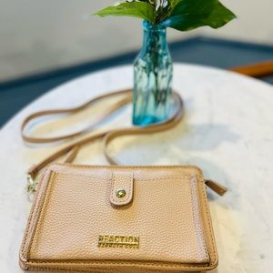 Reaction Kenneth Cole Clutch shoulder strap and change and credit card insert.